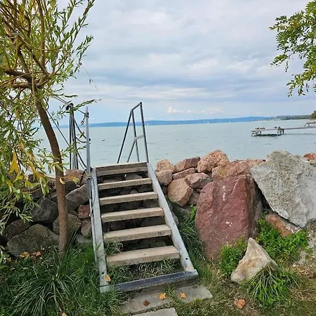 Apartment Chill Garden Loft Balatonkenese